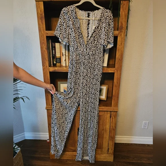 Anthropologie jumpsuit - Picture 2 of 11
